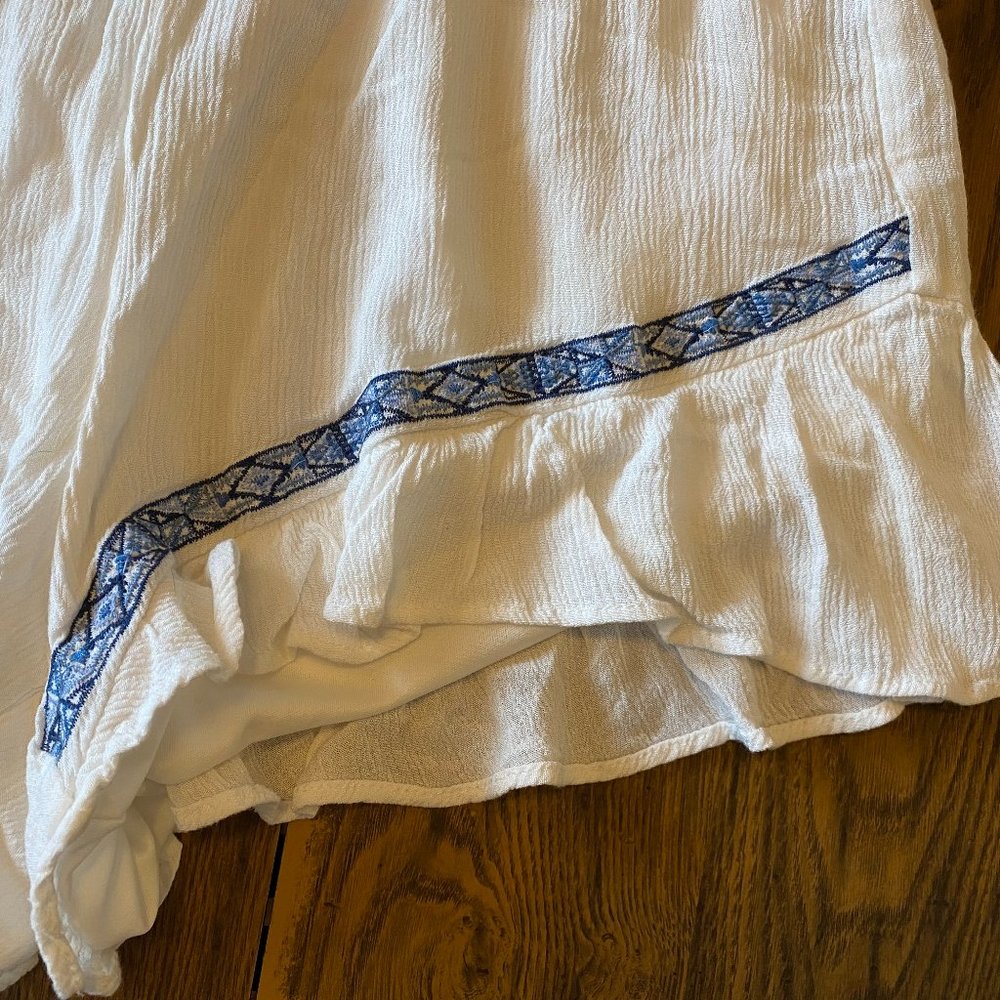 Hot Kiss Ruffle Leg Shorts - Picture 3 of 5